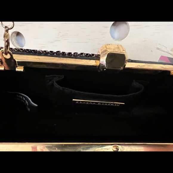 Pirate 🏴‍☠️ Roberts - Picture 2 of 3